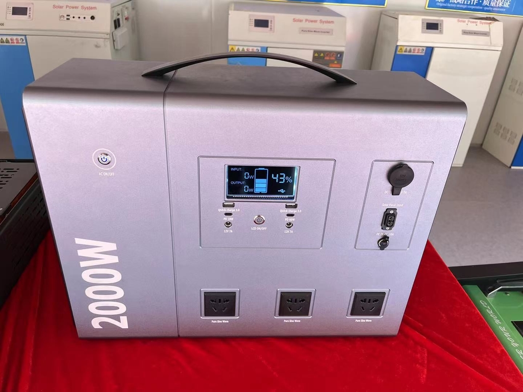 Alimentatore portatile a onda sinusoidale pura con batteria al litio da 2000 W 2668 Wh